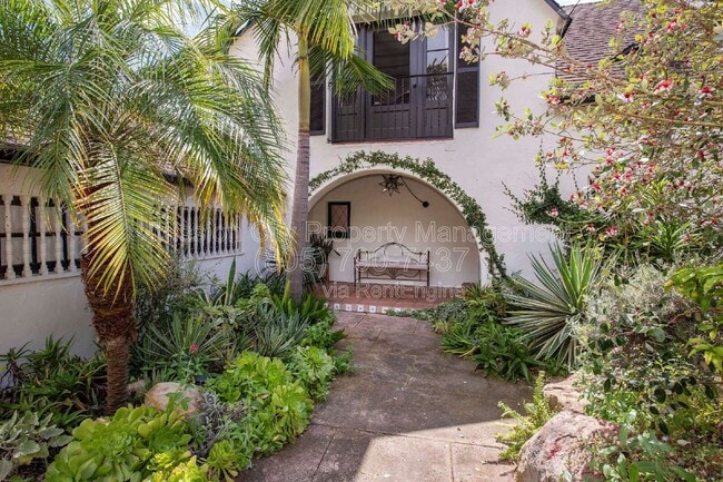 Building Photo - 857 Cheltenham Rd