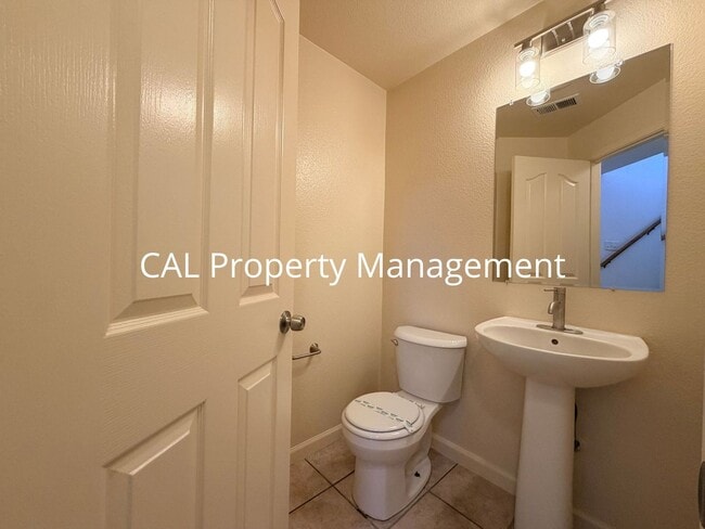 Building Photo - 1159 Cobblestone St