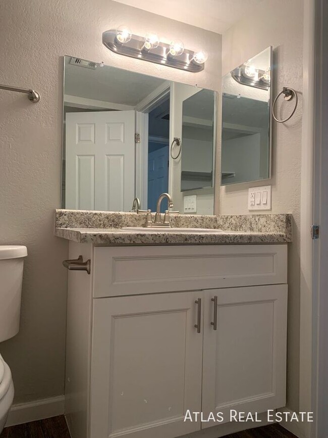 Building Photo - ***One Month Free***Beautiful Remodeled 2 ...