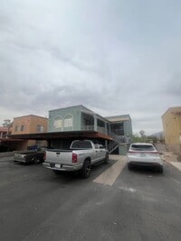 Building Photo - FULLY REMODELED 1 BED. APT. / AVAILABLE FO...