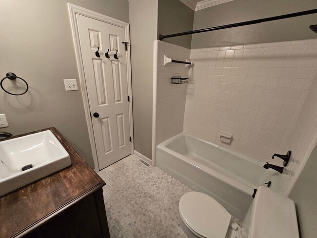 Building Photo - 3456 Regiment Dr