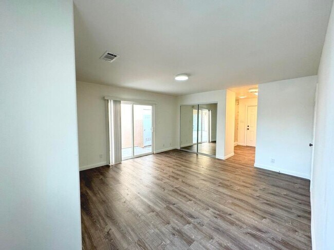 Building Photo - 7304-7308 Fulton Street