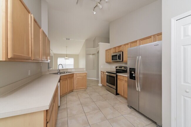 Building Photo - 133 Thornbury Dr