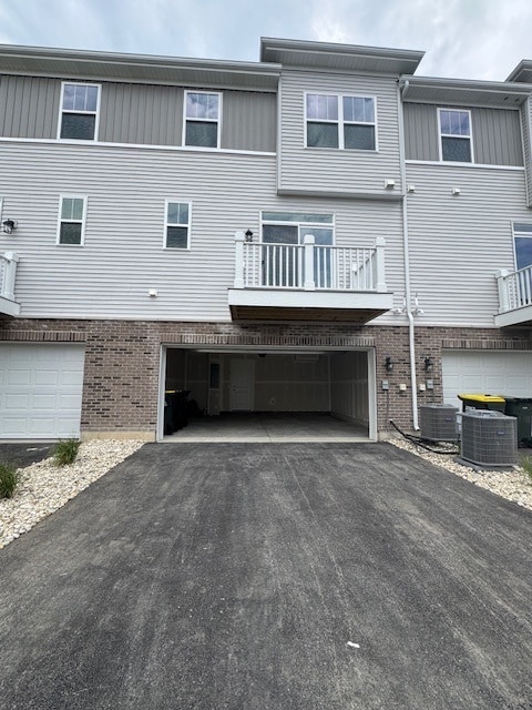 Building Photo - 1490 Blaine St