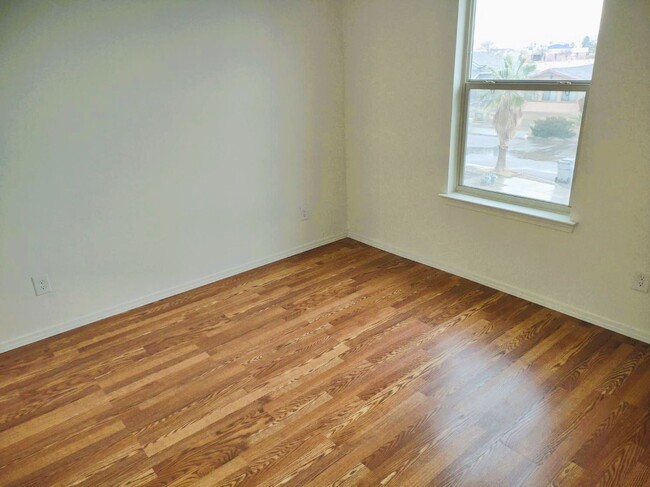 Building Photo - 9488 Landry McKee Ln