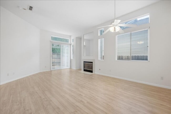 Building Photo - 374 Coventry Cir