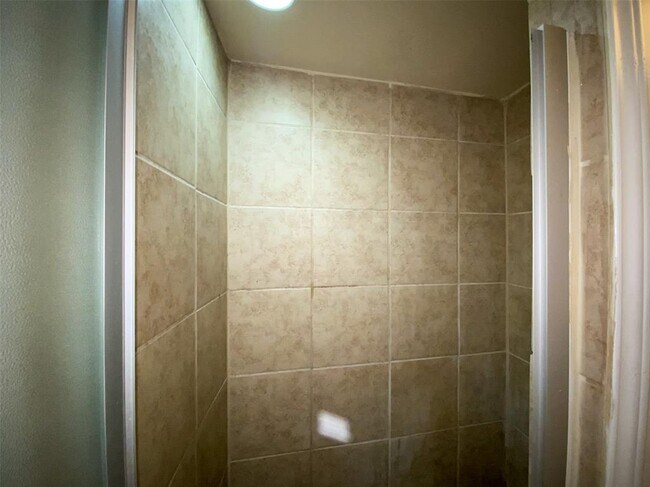 Building Photo - 5108 Bayard Ln