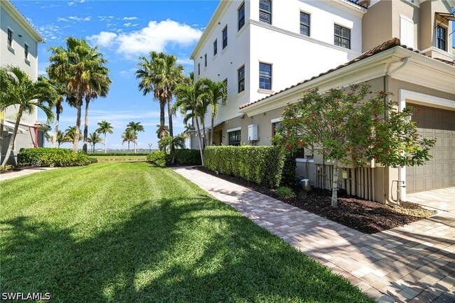 Building Photo - 11022 Via Tuscany Ln