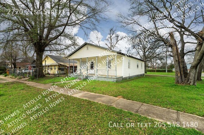 Building Photo - 2720 21st St