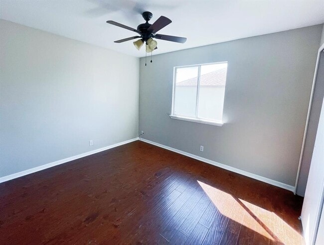 Building Photo - 104 Cattail Cove