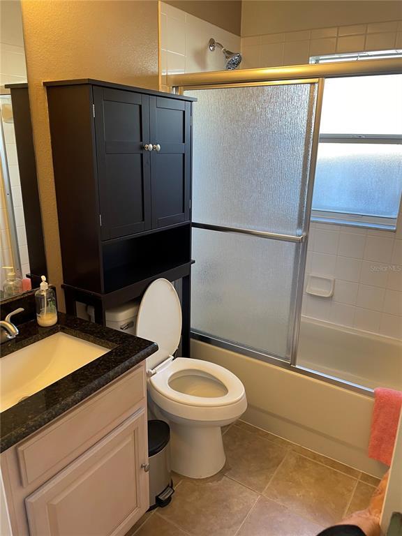 Building Photo - 386 Cello St