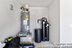 Building Photo - 29323 Frontier Wy