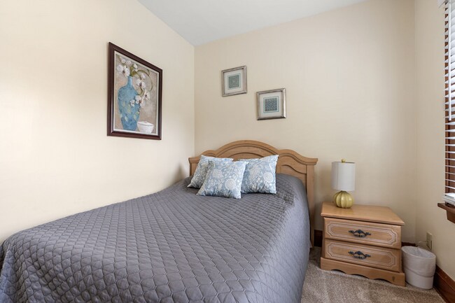 Building Photo - 935-937 Marshall Avenue