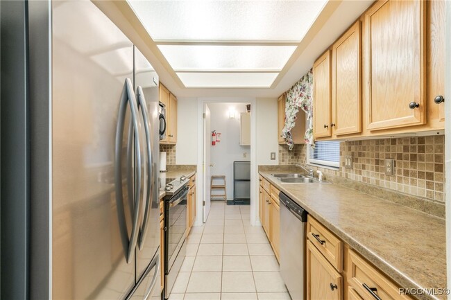 Building Photo - 210 E Glassboro Ct