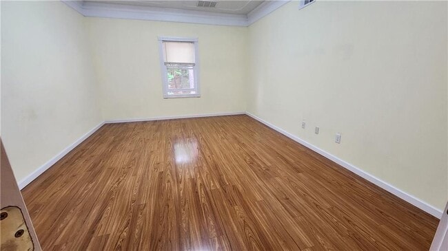 Building Photo - 1060 Landover Crossing