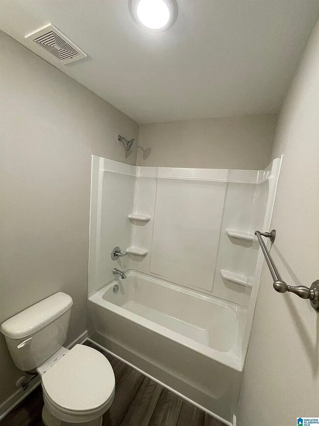 Building Photo - 90 Buckhorn Cir