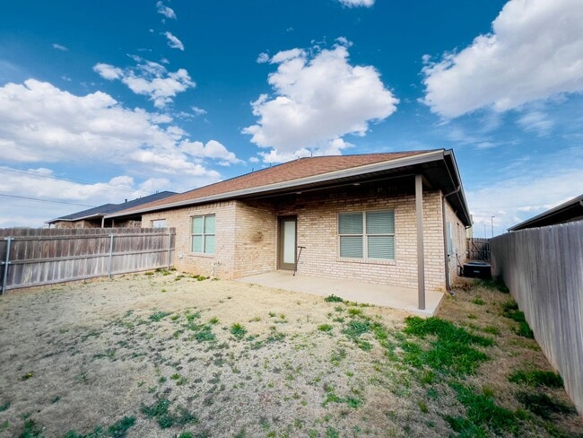 Building Photo - 9804 Avenue U