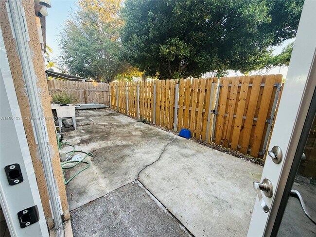 Building Photo - 17302 NW 74th Ave