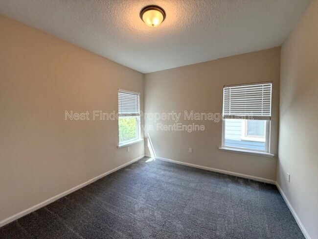 Building Photo - 2929 Fleur Ln