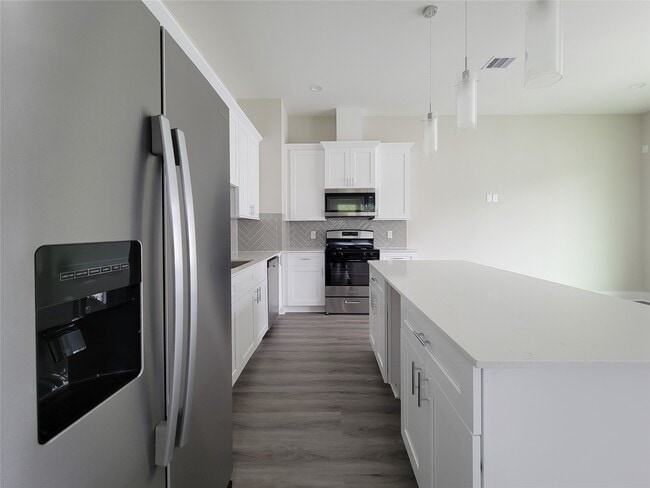 Building Photo - 8316 Curry Rd