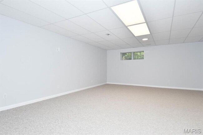 Building Photo - 20 Brighton Way