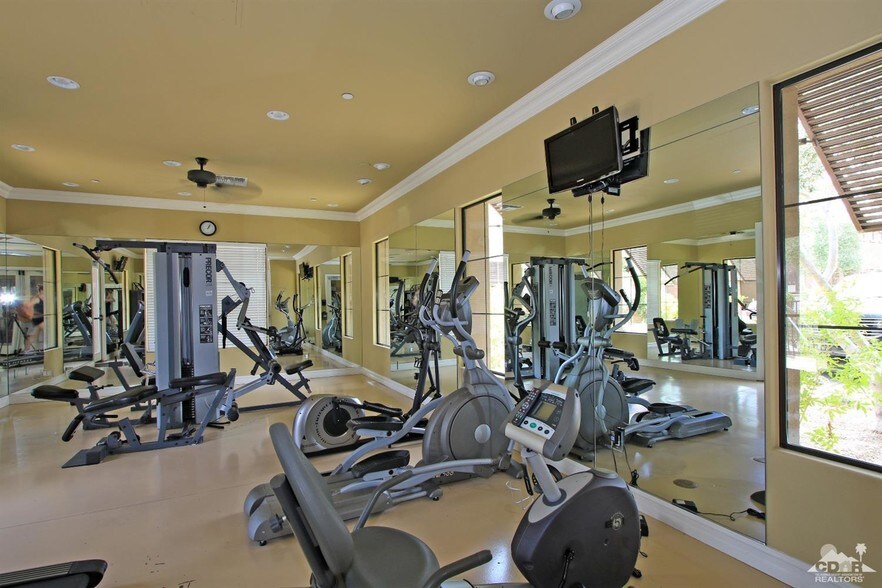 Community Fitness Center - 4153 Via Mattina