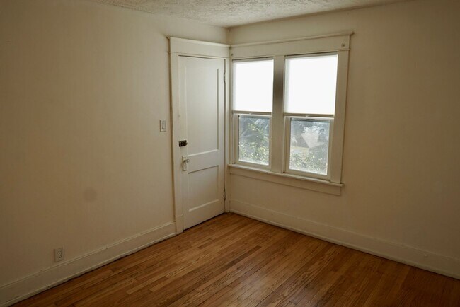 Building Photo - 3621 N 15th St