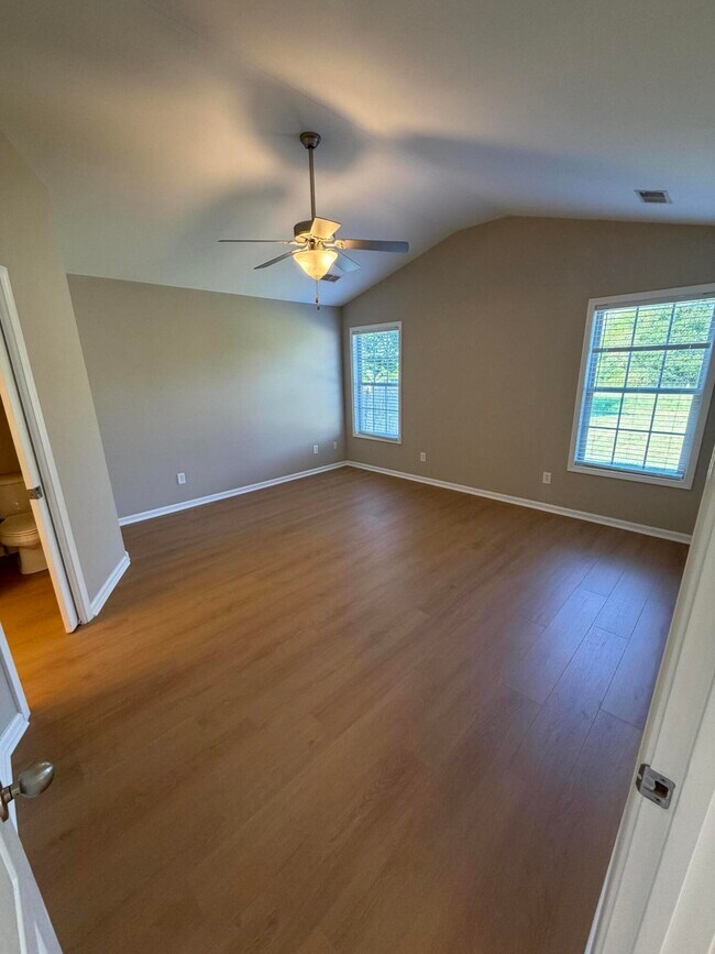 Building Photo - 3288 Sweet Clover Ln