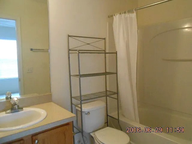 Building Photo - 125 Fairgreen St