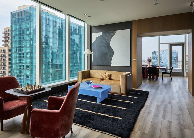 Building Photo - 1006 S Michigan Ave