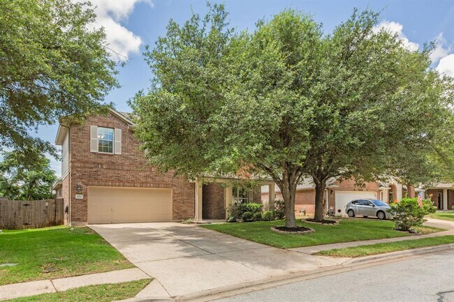 Building Photo - 1216 Willowbrook Dr