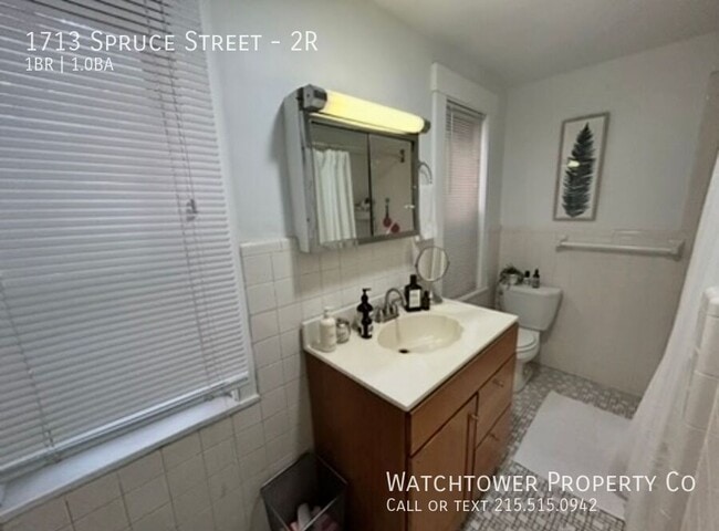 Building Photo - 1713 Spruce St