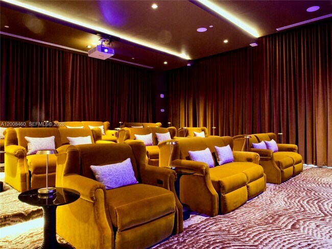 Building Photo - 77 SE 5th St