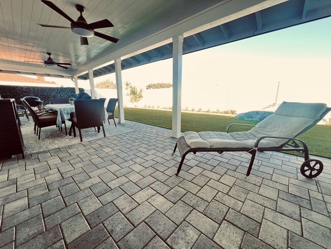 Building Photo - Renovated Rancho Bernardo 55+ Community 2 Bedroom 2 Bathroom Home