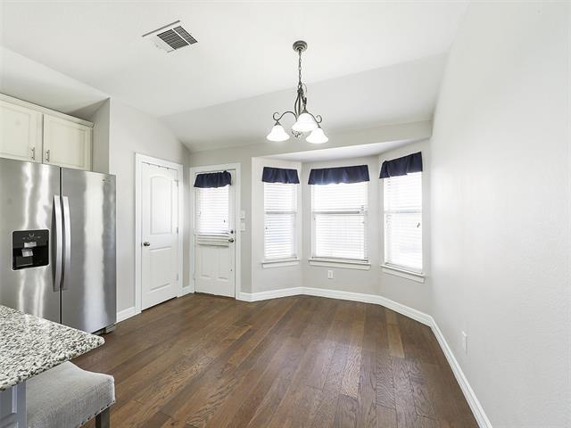 Building Photo - 2100 Del Mar Ct