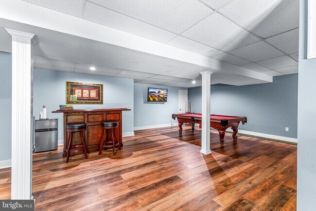Building Photo - 10870 Hammond Dr