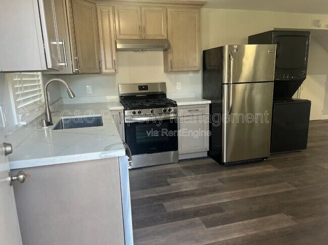 Building Photo - 1140 West St