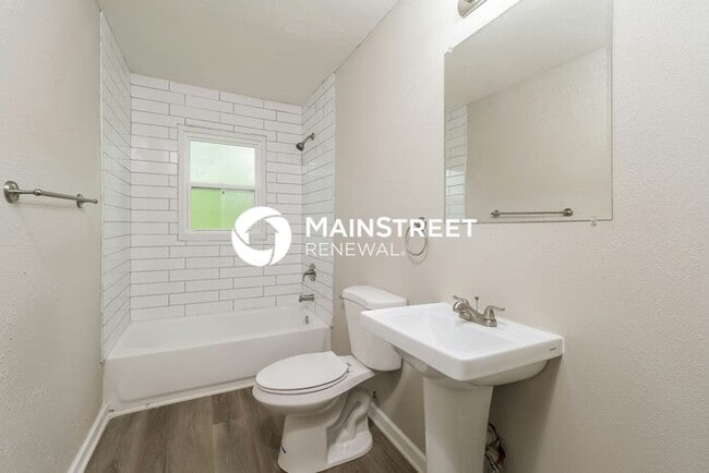 Building Photo - 3 Bedroom Pet-Friendly Home in BELTON, MO ...