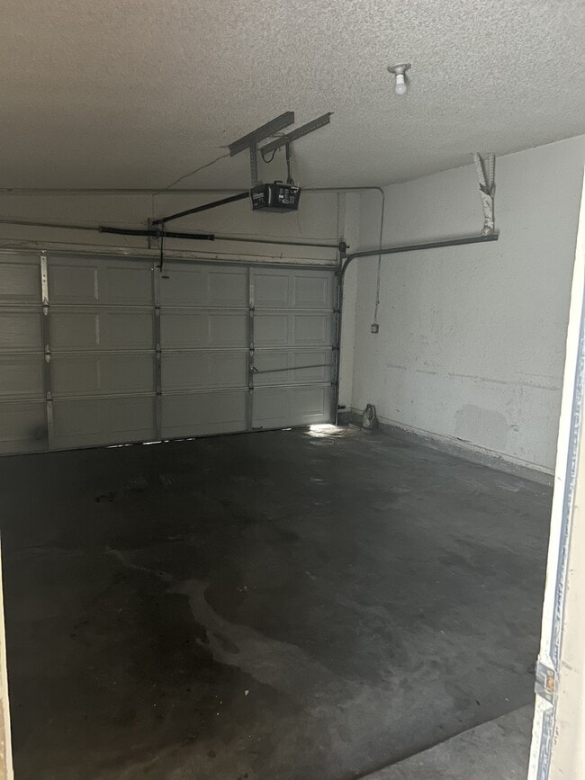 Building Photo - 3107 Isla Verde Cir