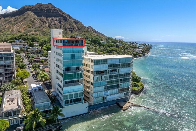 Building Photo - 3065 Kalakaua Ave