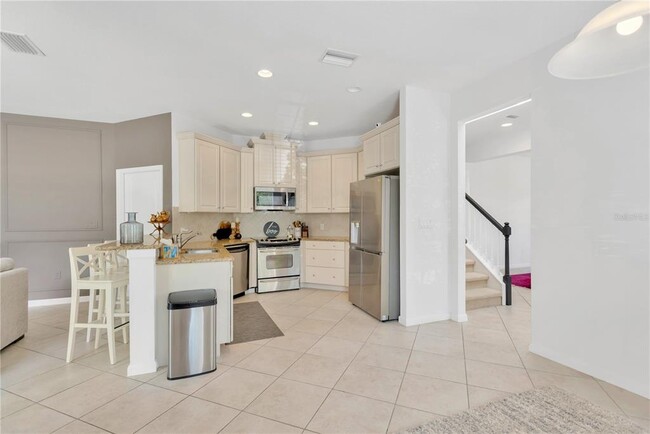 Building Photo - 8307 Manor Club Cir