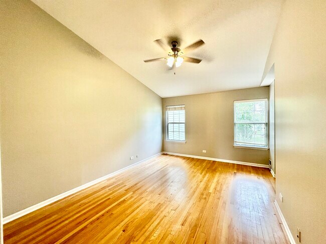 Building Photo - 1226 Clearview Ct