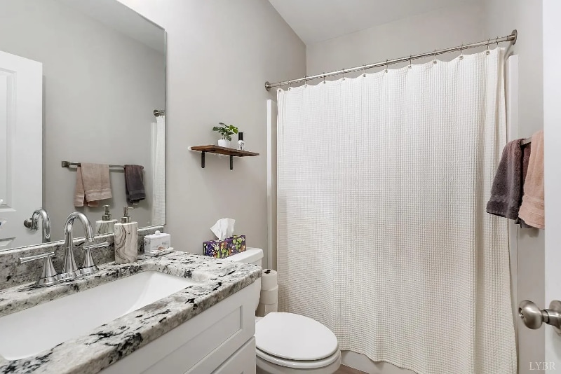 Building Photo - 36 English Commons Dr