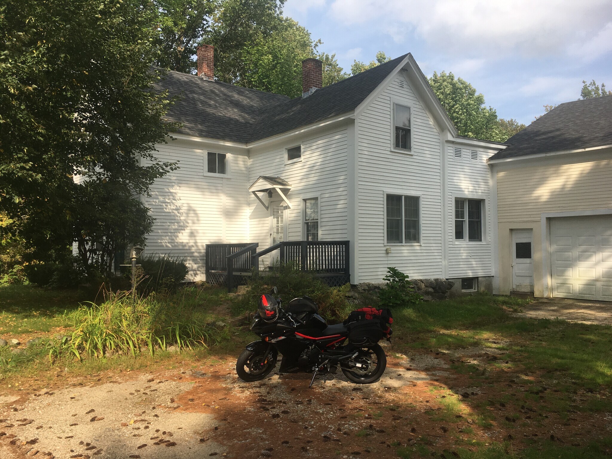 Front deck and driveway - 468 Union St