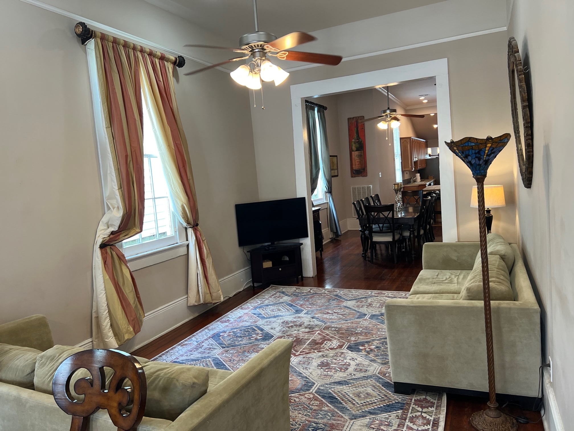 Building Photo - 2904 Annunciation St