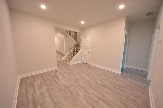 Building Photo - 5096 Insperon Ln