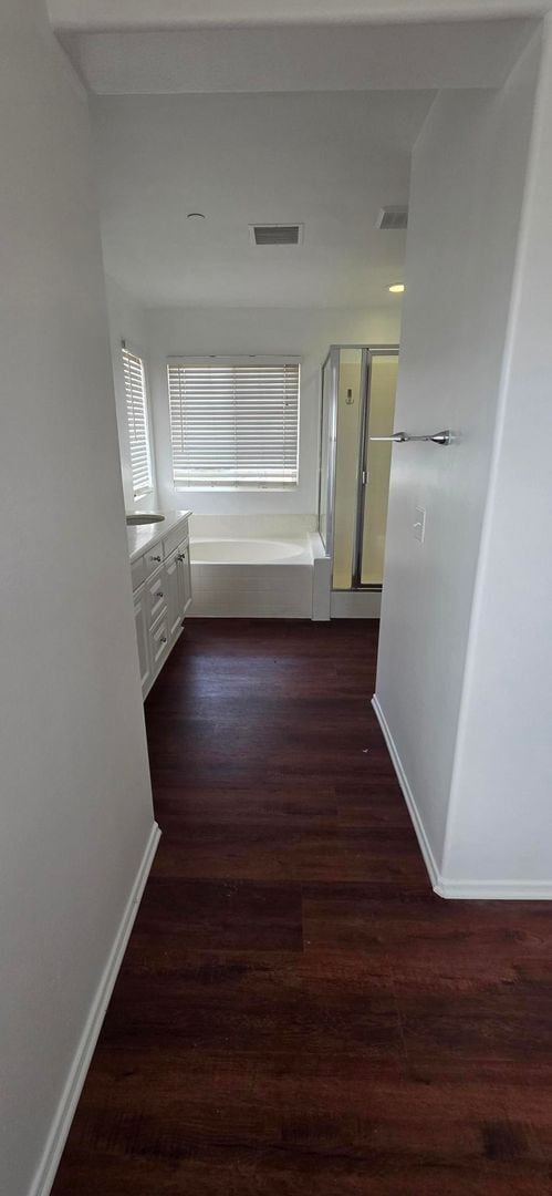 Building Photo - ***$300 OFF your first month rent*** Gated Community & Ready for you to call this beauty Home!