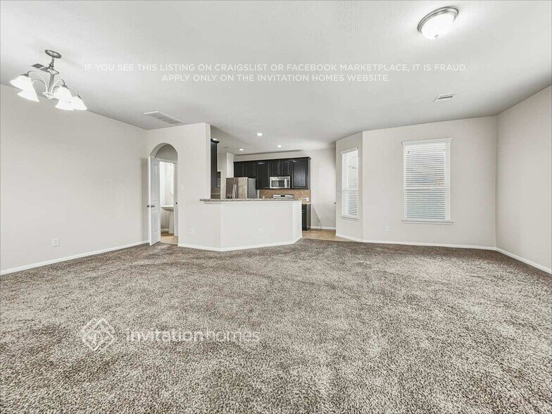 Building Photo - 30823 Gardenia Trace Dr