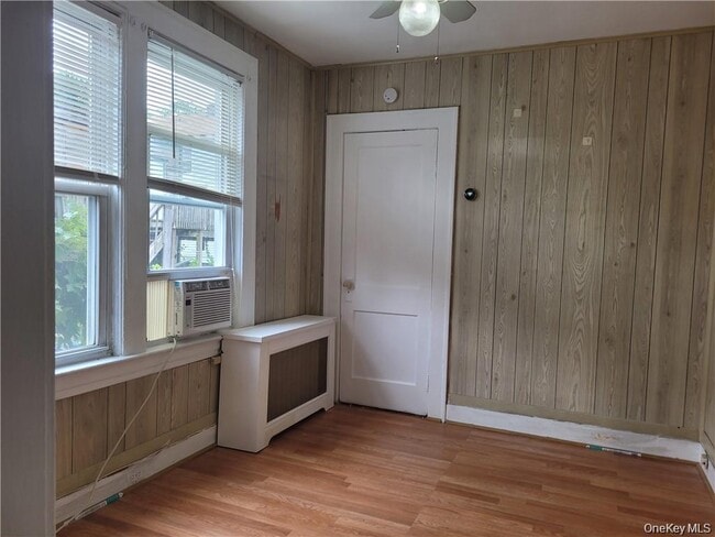 Building Photo - 12 Horatio St