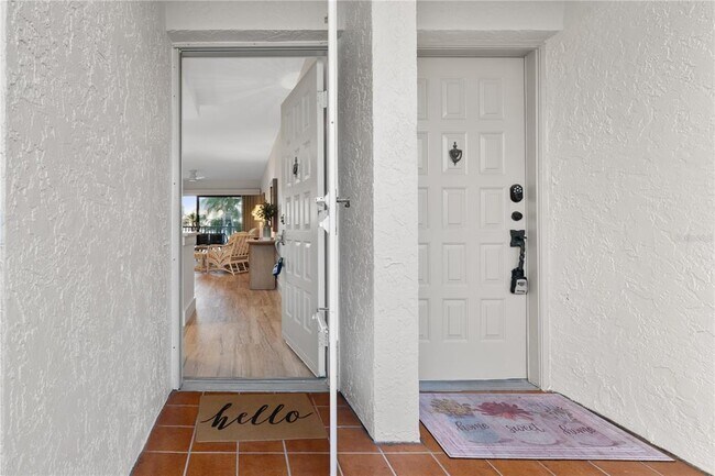 Building Photo - 6287 Bahia Del Mar Cir N